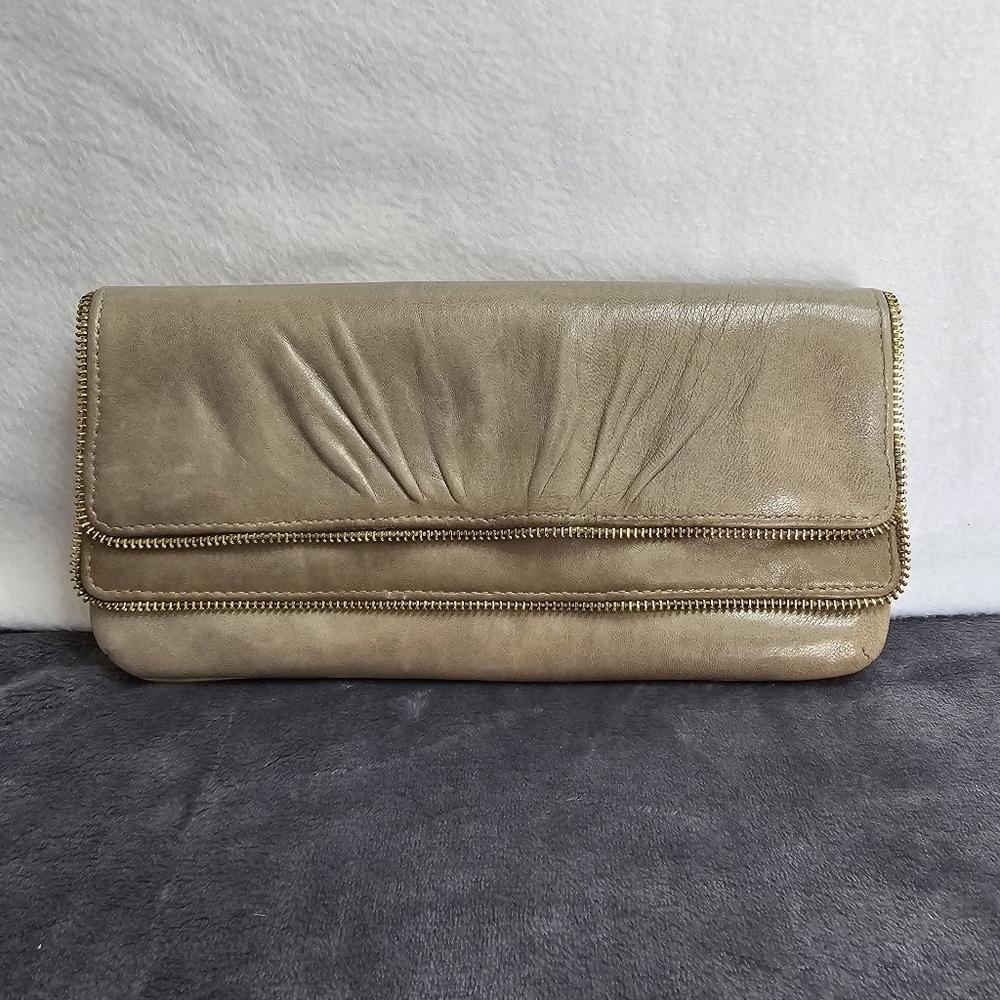 Lauren‎ Merkin Tan Clutch soft leather